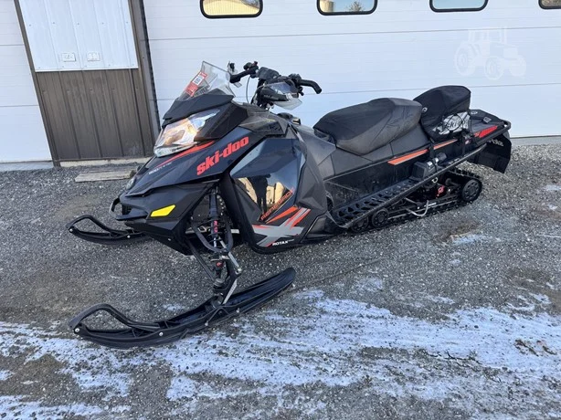 USED 2015 SKI-DOO RENEGADE X 800 ETEC USED 2015 SKI-DOO RENEGADE X 800 ETEC